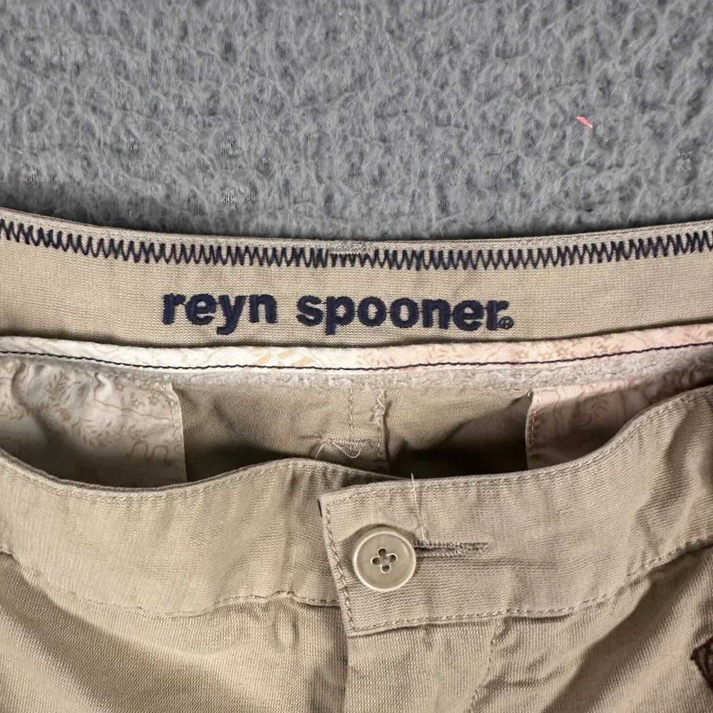 Reyn Spooner Shorts Men's 32 Beige Marlin Fish All Over Embroider 7